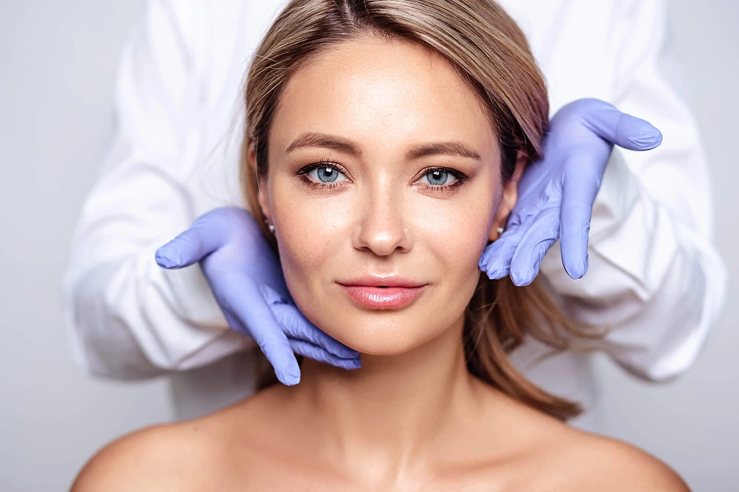 Microneedling For Wrinkles: []Is This The Ideal Solution For Aging Skin?[]